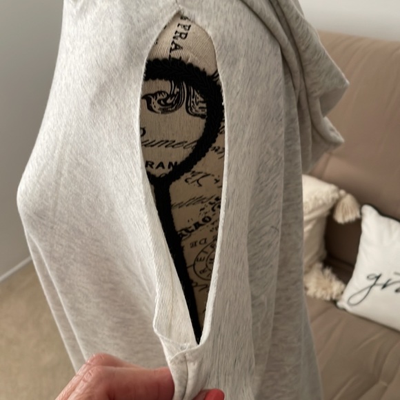 Long sleeve dress - Picture 7 of 7